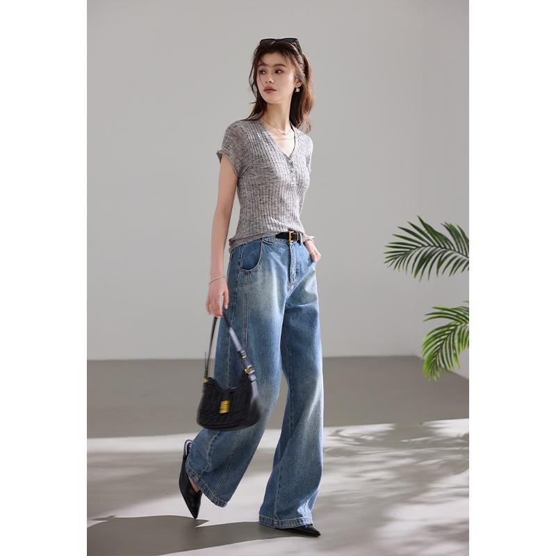 __ Natural Ensemble __ Series V-neck Short-sleeved Linen Knitted Shirt
