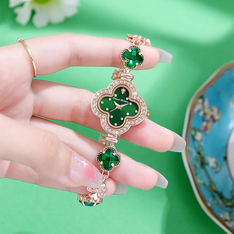Women's Fashion Quartz Watch with Four-Leaf Clover Bracelet