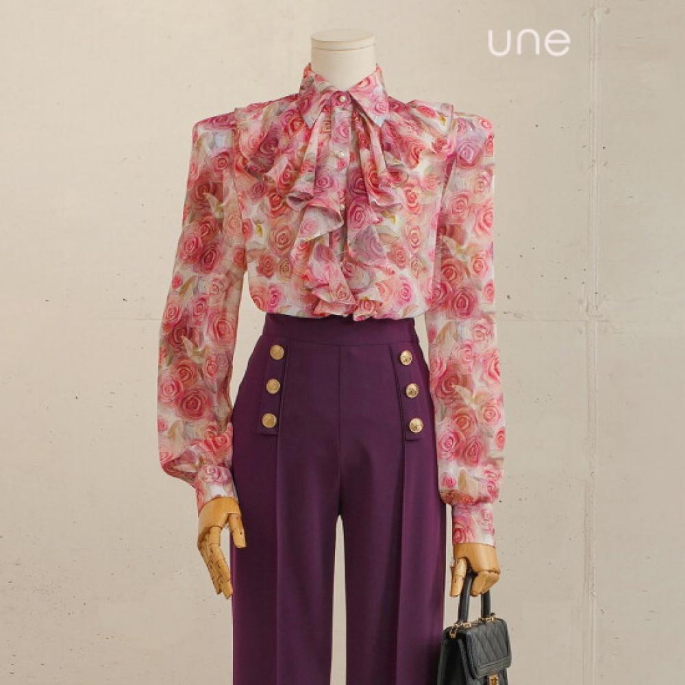 Win Edge Shoulder Flounce Blouse