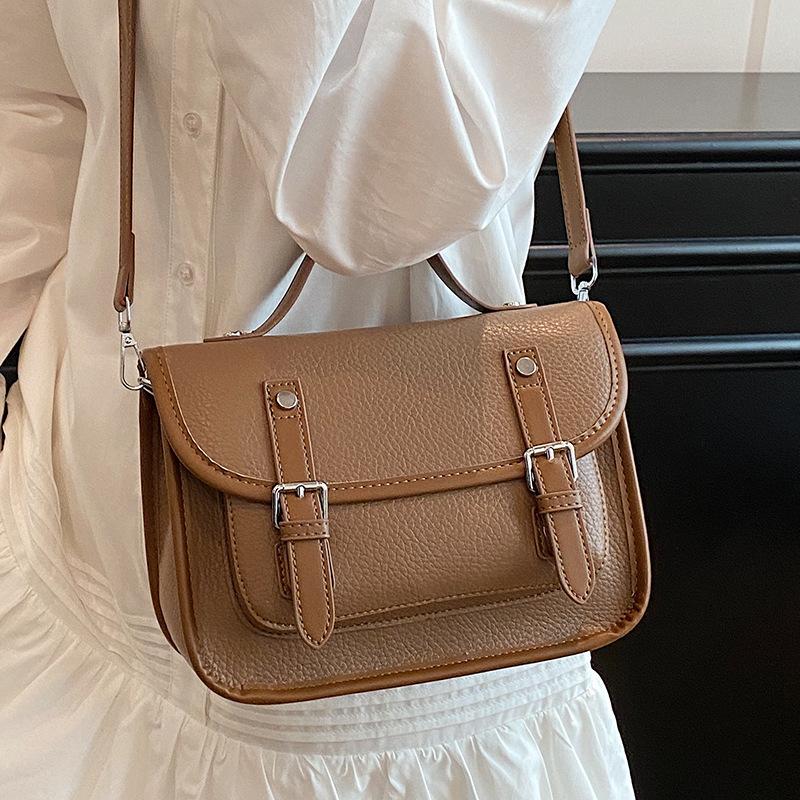 Popular Retro Versatile High-end Mail Carrier Bag Women's Leisure To Work Commuting Niche Design Messenger Bag Bag
