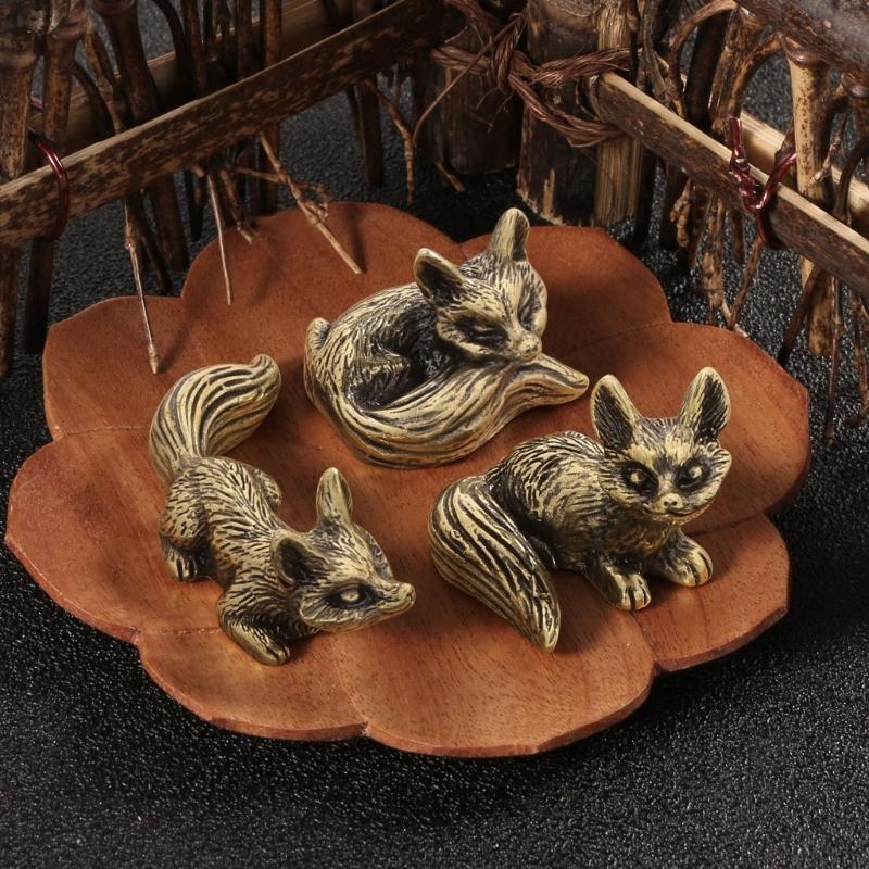 Metal Foxes Sculpture Antique Animal Miniature Statue Desk Ornament for Study Office Home Decoration Cultural Gift