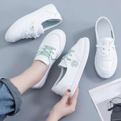  New Women Pu Leather Shoes Lace-Up Non-slip Mother Loafers Soft Leisure Flats Female Driving Casual Footwear White Woman