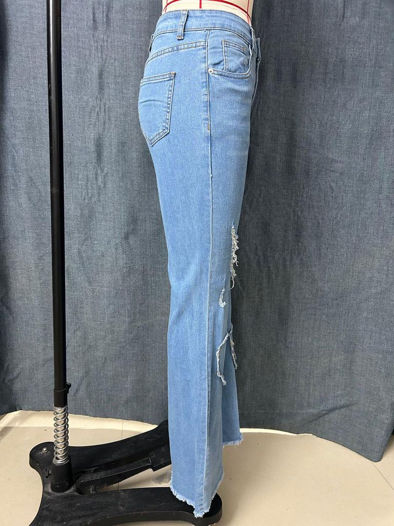 Damen Vielseitige Hell-/Dunkelblaue Schlagjeans mit Modischer Herz-Verzierung und Ripped-Design - Kollektion 2025