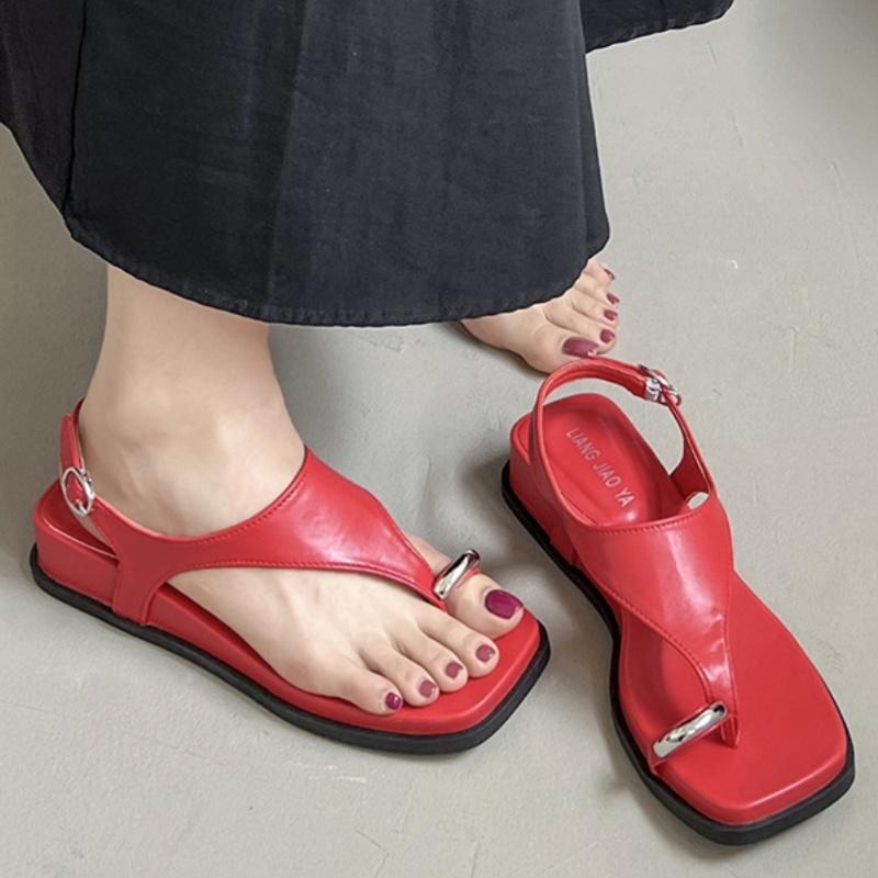 Fashion Summer New Fashion Style Flip Flops Shoes Roman Style Leisure Toe Covering Sandals Comfortable Soft Buckle Non-slip Women Sandal