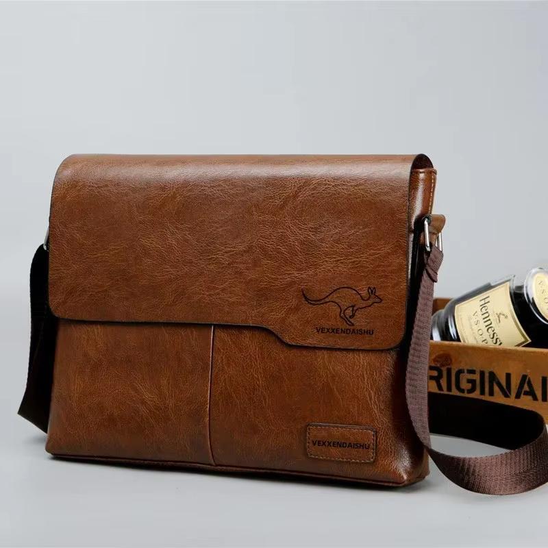 

Men s Leather Shoulder Bag For iPad Large Business Messenger Crossbody Sling Bag Fashion Handbag світло-коричневого кольору