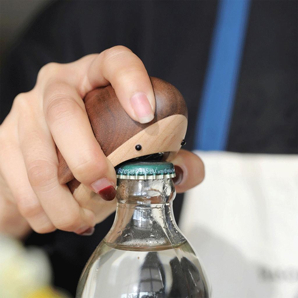 Shark Wooden Bottle Opener, Creative Portable Beer Cap Remover, Unique Gift for Home Bar Party, Eco-friendly Funny Accessory