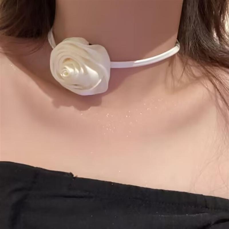 Gothic Elegant Big Rose Flower Clavicle Chain Necklace Women Wedding Bridal Sexy Adjustable Choker Jewelry Y2K Accessory
