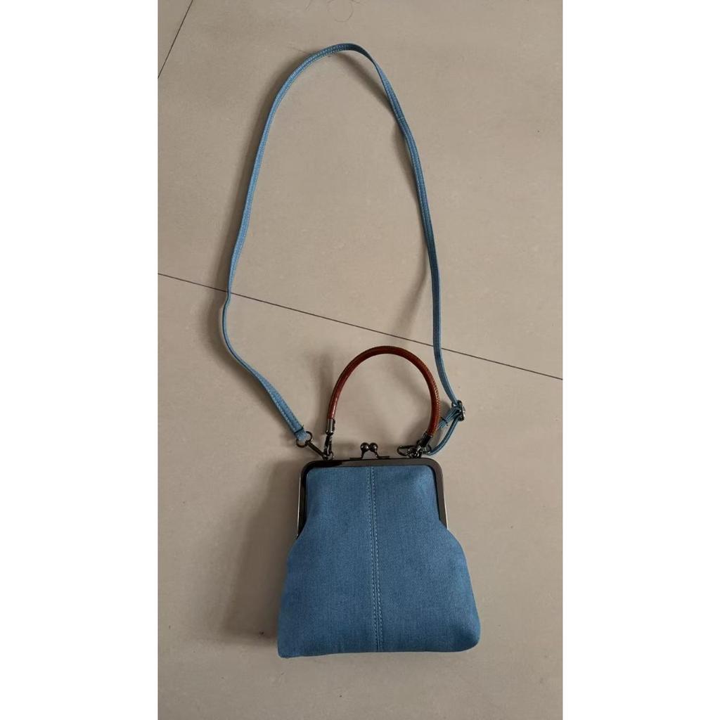 Vintage China-Chic Women's Handbag Temperament Clip On Commuter Crossbody Bag British Style Simple Shoulder Bag