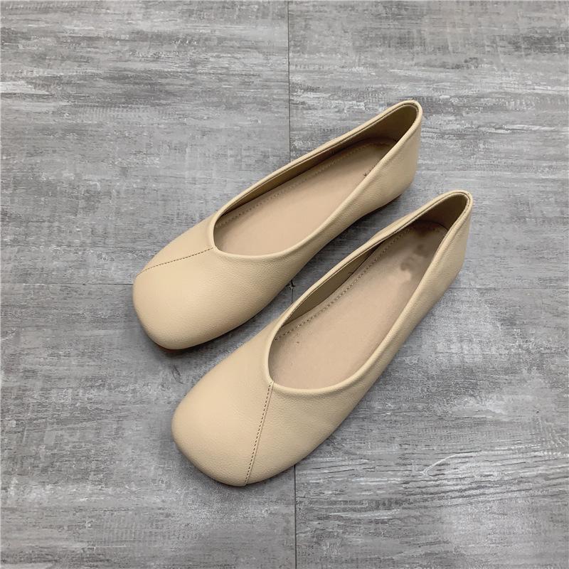Women's Slip on Leather Loafers Spring Autumn Fashion Ballet Shoes Ladies Casual Round Toe Cute Flats Nurse Shoes Sneakers