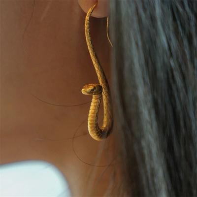Pendientes de serpiente vívidos de color dorado punk con personalidad exagerada, joyería con gancho para la oreja de animal, regalo para mujer