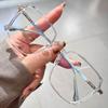 Modische Blaulichtfilter-Brille mit quadratischem Rahmen, leicht, bequem, transparent für Damen