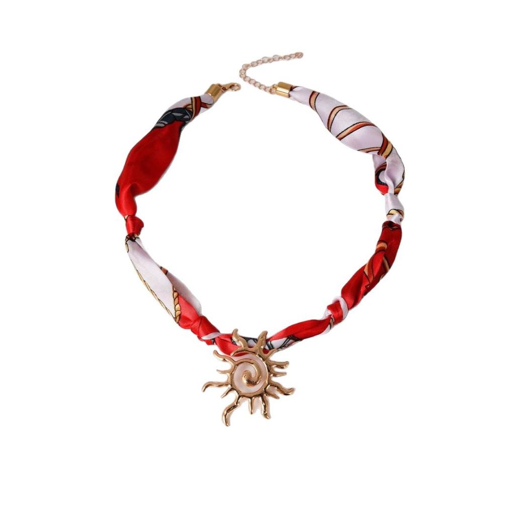 European and American Jewelry Gold Sun Pendant Contrasting Color Silk Scarf Necklace Light Luxury High Temperament Fashion Collarbone Chain Women
