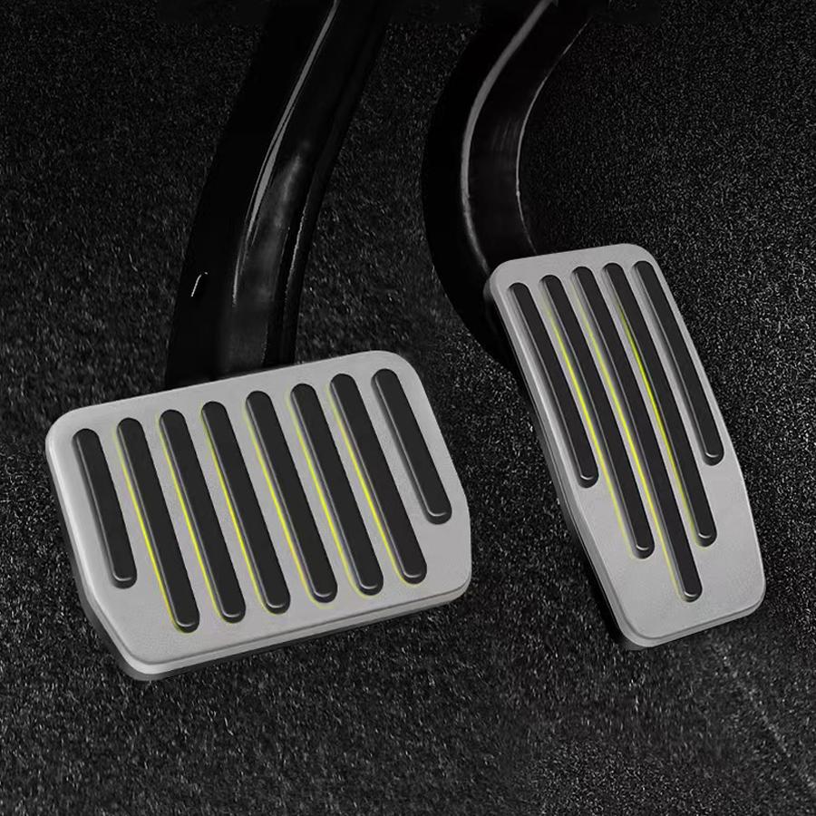 Per Tesla Model Y Juniper 2026 2026 Pedali Poggia Piede Antiscivolo Acceleratore Freno Rest Performance Copri Tappetini in Alluminio