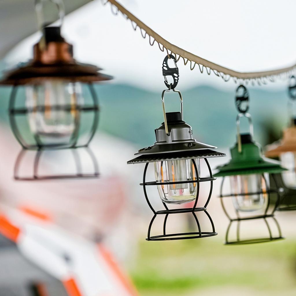 Outdoor retro camping light LED camping light atmosphere light tent horse lantern camping rechargeable camp light portable hanging light