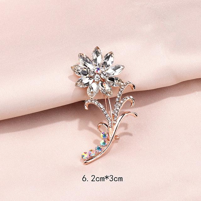 

Высококачественная темпераментная брошь из сплава со стразами для невесты, простая брошь в виде цветка, аксессуары для воротника