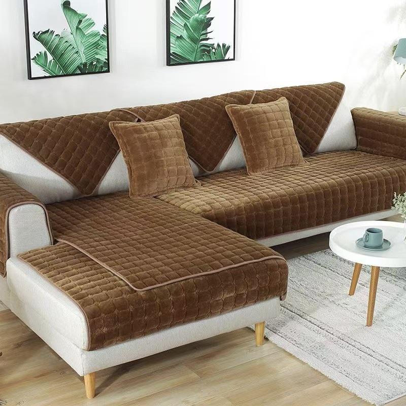 Velvet Sofa Cover Universal Plaid Plush Non-Slip Thickened Living Room Sofa Cover Warm Flannel Sofa Cushion Armrest Back Towel