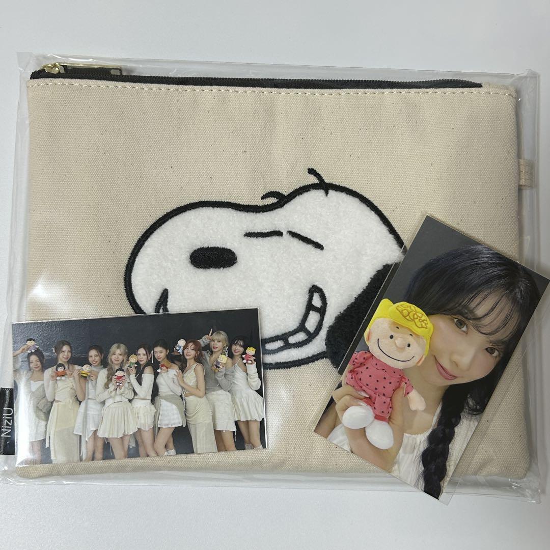 

[USED] NiziU AWAKE Snoopy Limited Edition Pouch & Trading Card (Miihi, All)