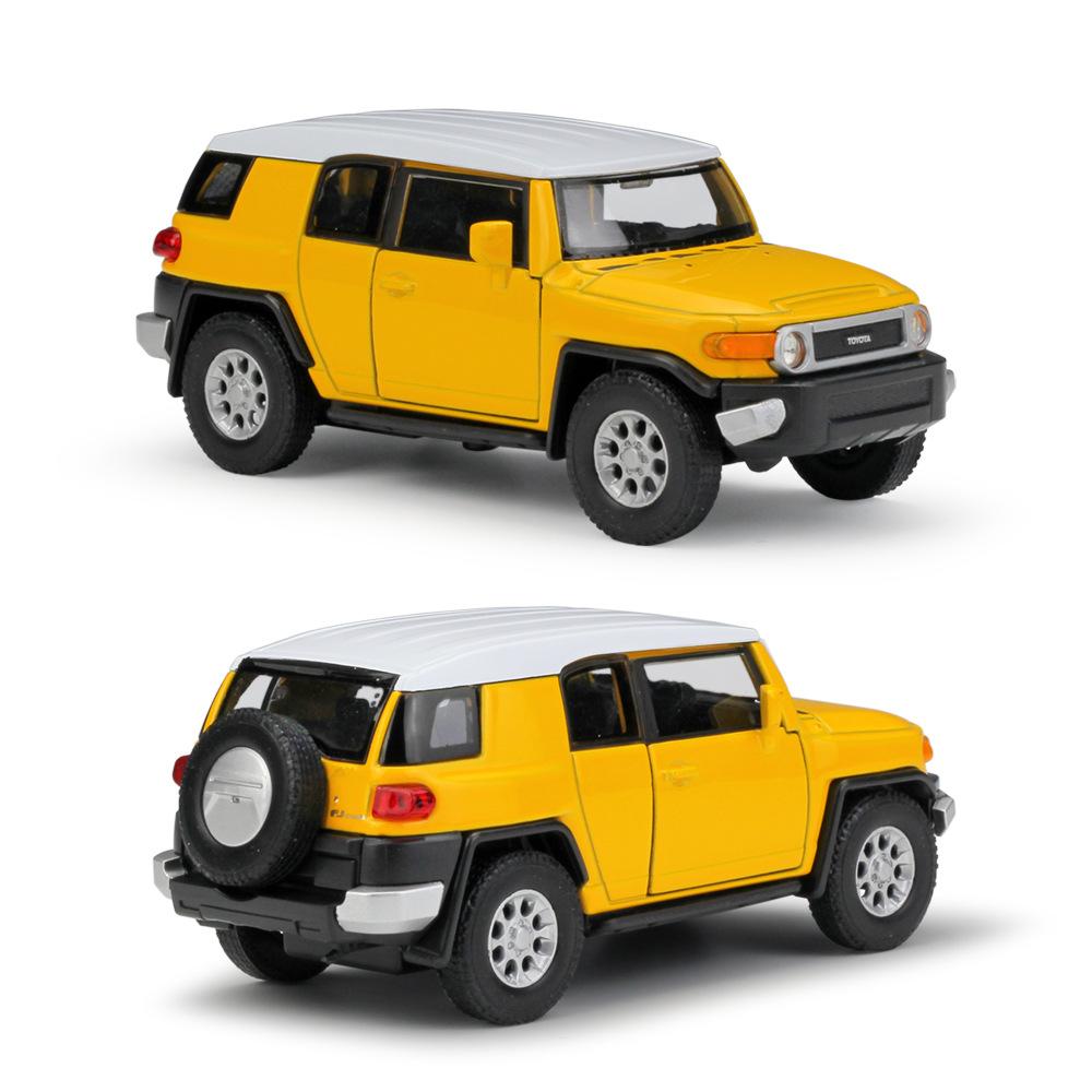 1/36 TOYOTA FJ Crusier Toy Car Model for Children Welly Diecast Off-Road Miniature Vehicle Pull Back Collection Gift for Kid Boy