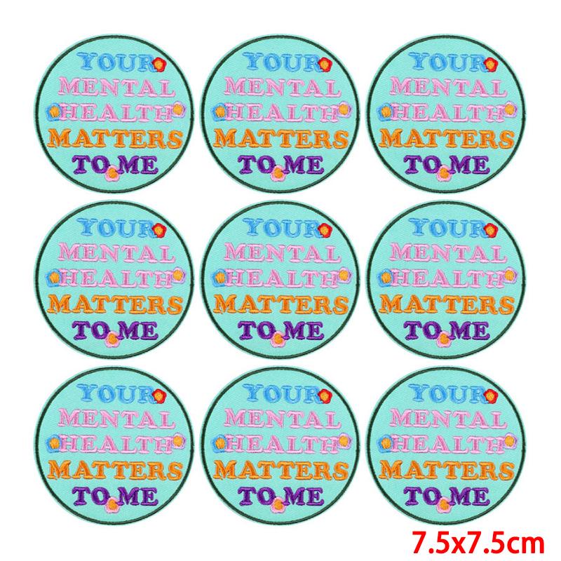10 Pcs/lot Wholesale Embroidery Patch Iron On Patches For Clothing Patches On Clothes Jackets Decor Applique Sew Supplies