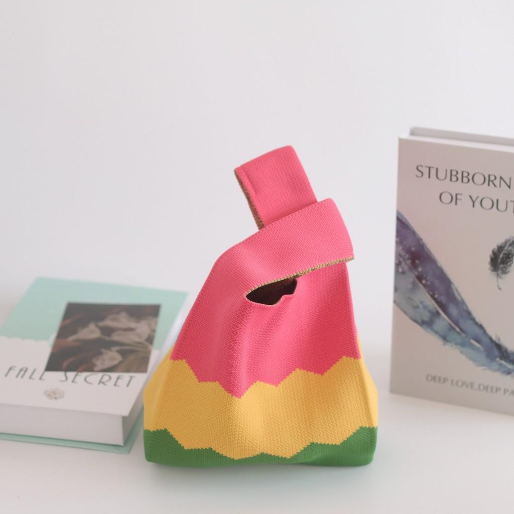 Trendy Knit Bucket Bag For Women Soft And Spacious Tote Bag With Eye-catching Patterns Ideal For Daily Wear And Gifts