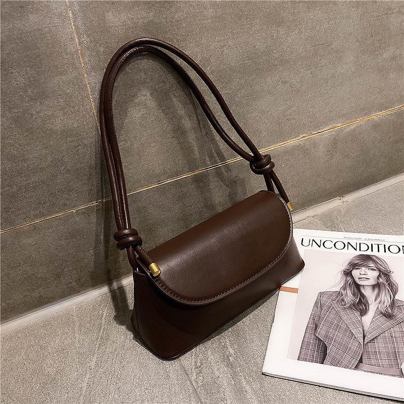 Small Retro Celebrity Internet Bag for Women  Elegant Crossbody Bag  One Shoulder Bag  New Fashion