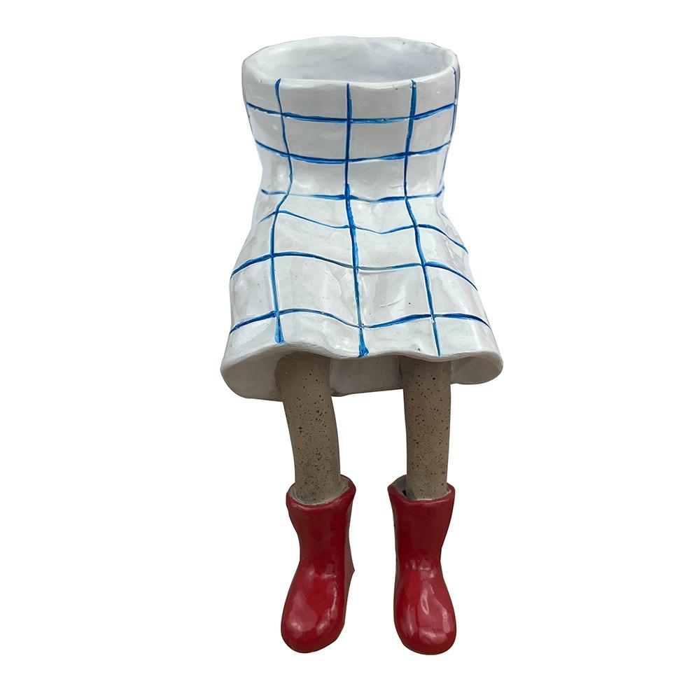 

Resin Sitting Legs-Shaped Flowerpots Cute Skirt Pants Leggy Planter Creative Unique Cantilevered Plant Pots for Plant Lovers белый