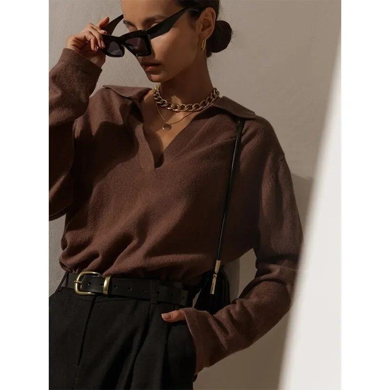 

Модный свитер с воротником-поло с длинным рукавом, женский осенне-зимний однотонный офисный женский топ, повседневный мягкий теплый вязаный пуловер, джемпер 29687 One Size темно-коричневого