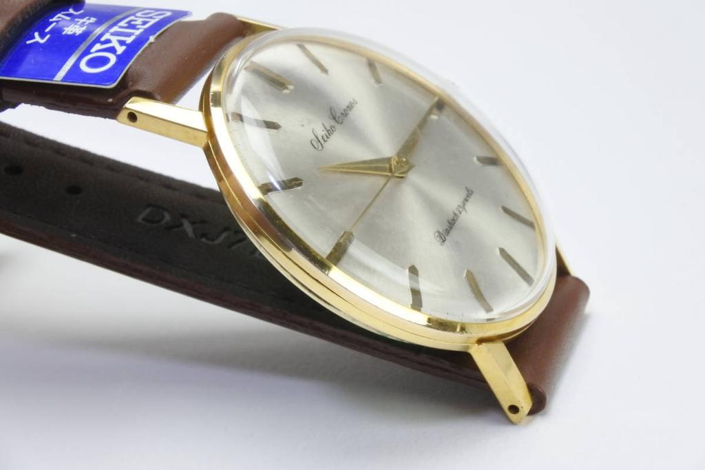 the God of Time A legendary 1960s SEIKO Cronos 23 jewels Diashock Watch with SEIKO stored Chronos, (shock-resistant mechanism)