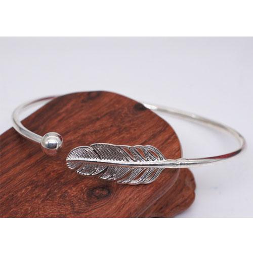 925 Silber Engelsfeder Glücksarmreif Designer Armbänder Armreifen Für Damen Party Schmuck Geschenke Schmuck