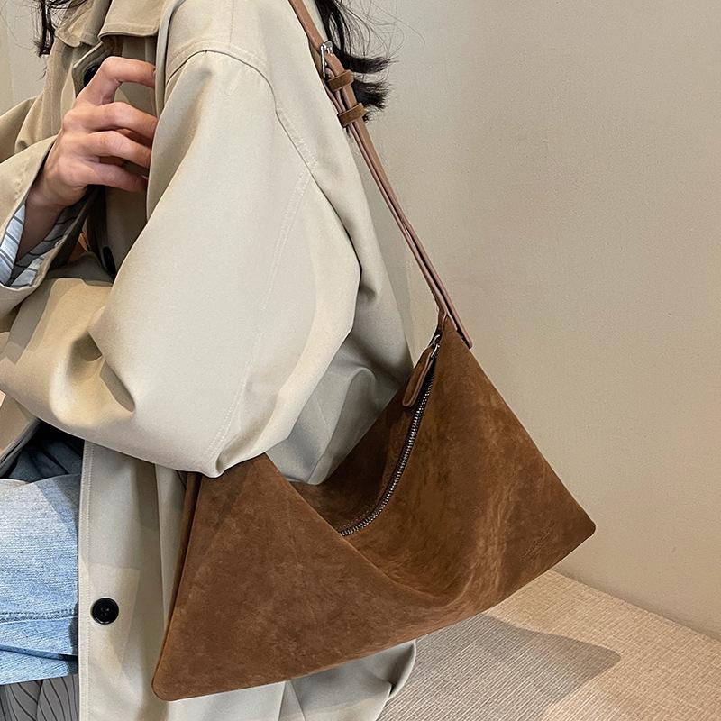 Women's High End and Versatile Ins Style Niche Women's Matte Single Shoulder Crossbody Bag