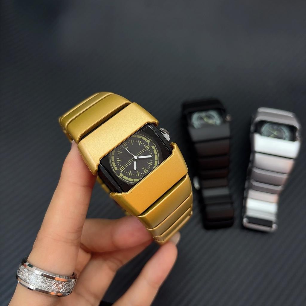Millennium Retro Style × Black Technology Niche Design High Face Electronic Watch Unisex Outdoor Sports