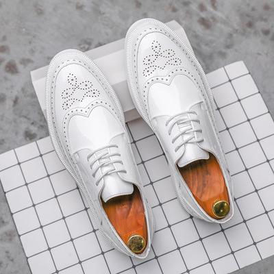 Mode Weiße Hochzeitslederschuhe Herren Luxus Brogue Lacklederschuhe Grace Black Business Bankettschuhe Abendschuhe