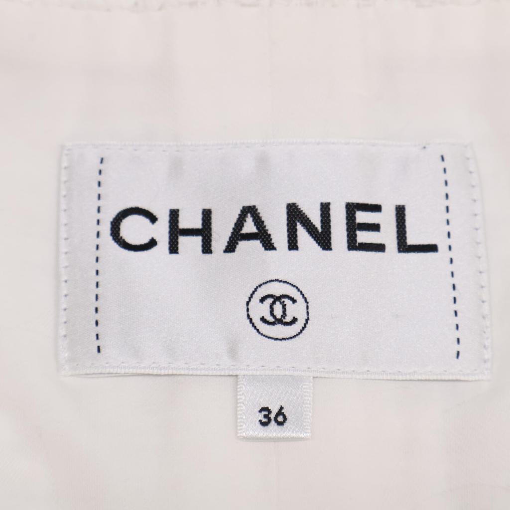 Chanel Inländisch regulär 23Edelstahl P74453V66060 Klarer COCO-Knopf Tweed kragenlose Jacke 36 weißGebraucht