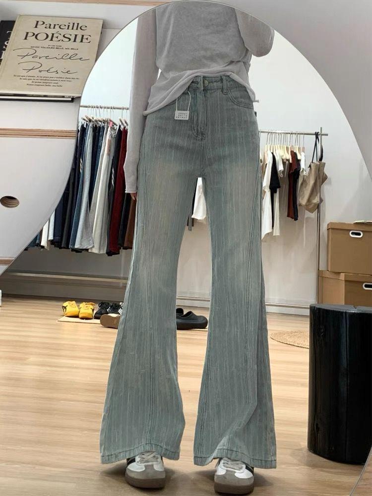 

Женские рваные джинсы клеш в стиле ретро с полосками и накладными карманами Small