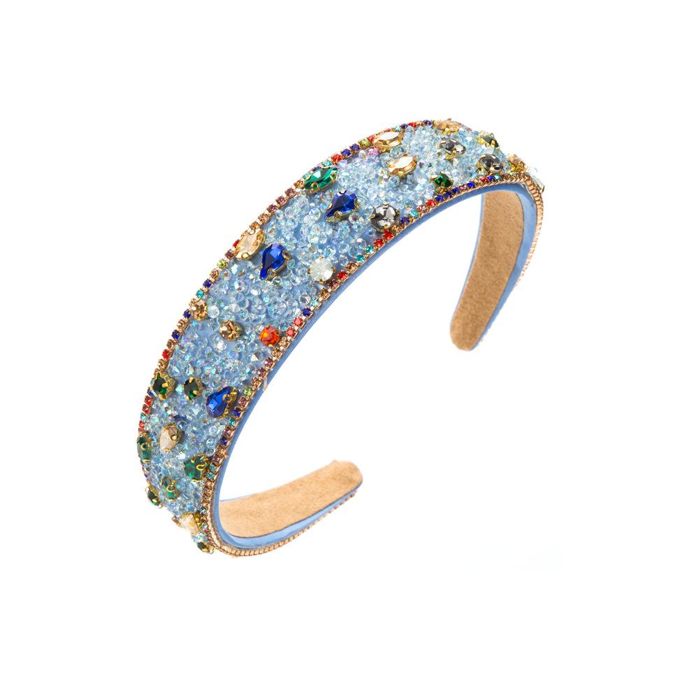 New Style Vintage Headband for Women, Featuring Unique and Fashionable Design, Perfect for Enhancing Your Style and Personality.