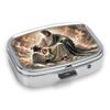 Portapillole Portatile con 2 Scomparti, Mini Custodia Organizer in Metallo per Medicine, Carino Contenitore Stampato per Pillole, Vitamine, Gioielli, Viaggio, Uso Quotidiano