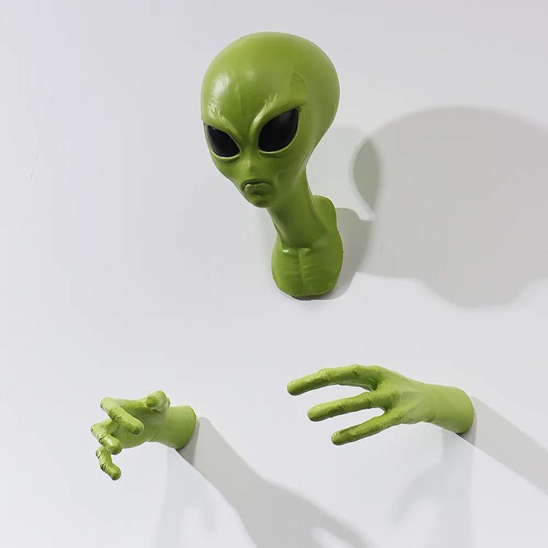 UFO Alien Visitor Extraterrestrial Organism Monster Green 51 Area Home Sci-fi Ornament Wall Hanging Creative Bedroom Decoration