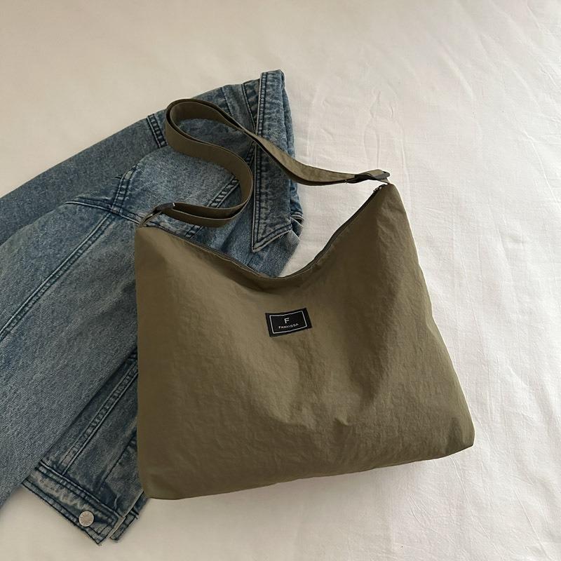 Simple and Casual Design, Large-capacity Waterproof Nylon Bag, Shoulder Bag, Women's Lightweight Literary Commuter Tote Bag
