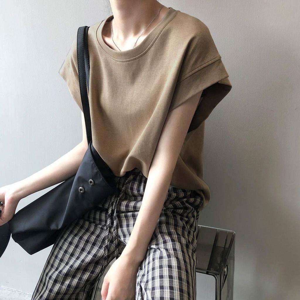 Korean Version of Temperament Summer New Versatile Women's Sleeveless Vest Top Design Sense Side Anti-light T-shirt