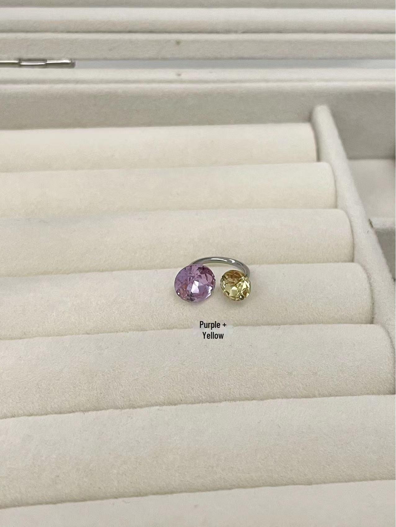 

Серьги-кольца в форме подковы с двойным бриллиантом: С-образное кольцо из титановой стали с толстым стержнем и кохлеарными штифтами для милого, стильного вида