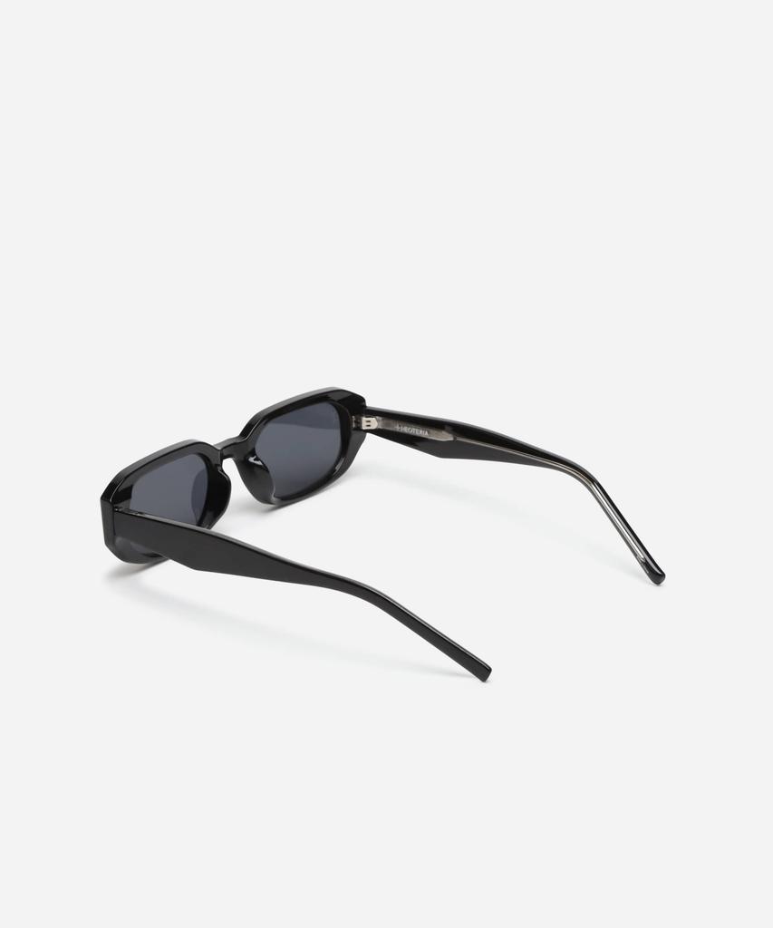 Neotelia Kalipo · S-Black