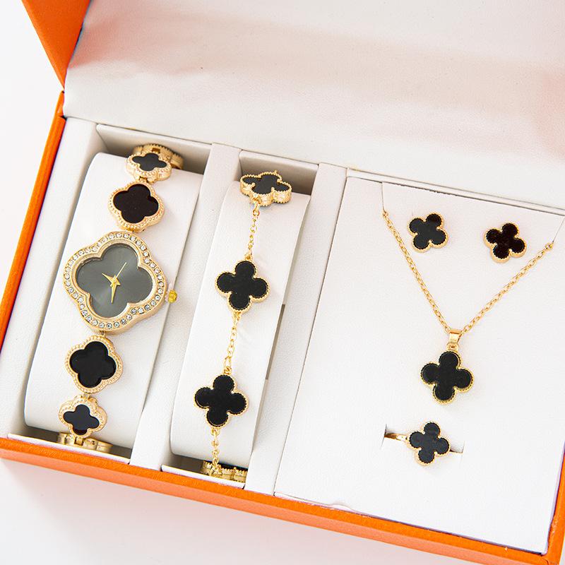 5PCS Clover Watch Bracelet Necklace Earring Gift Set Fashion Women's Watch Bracelet Women's Watch Quartz Watch, Includes Gift Box