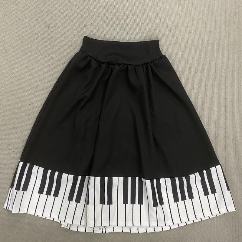 

Y2K Dark Retro Black and White Patchwork Medium length Half length Skirt XL чорний