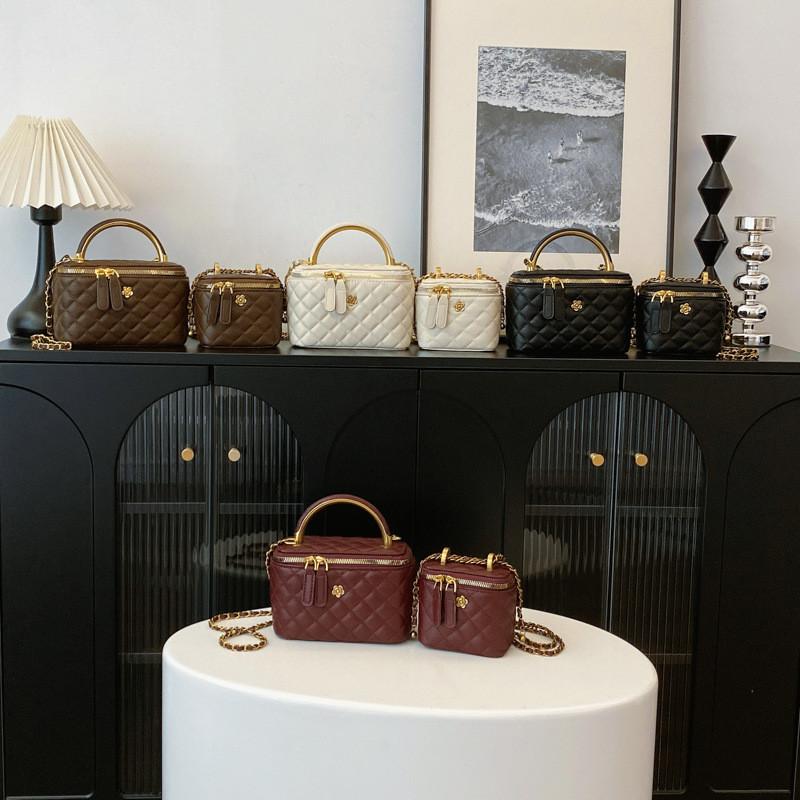 Pu Small Box Handbag With Quilted Design And Chain Handle For Urban Fashion