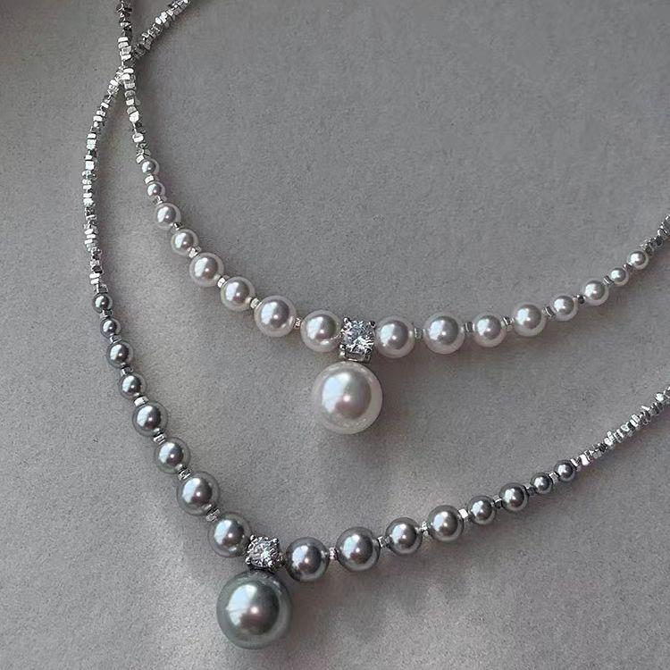 2025 beliebtes Temperament leichter Luxus Nischenmode Schlüsselbeinkette gebrochenes Silber Shijia Perlenkette Frauen