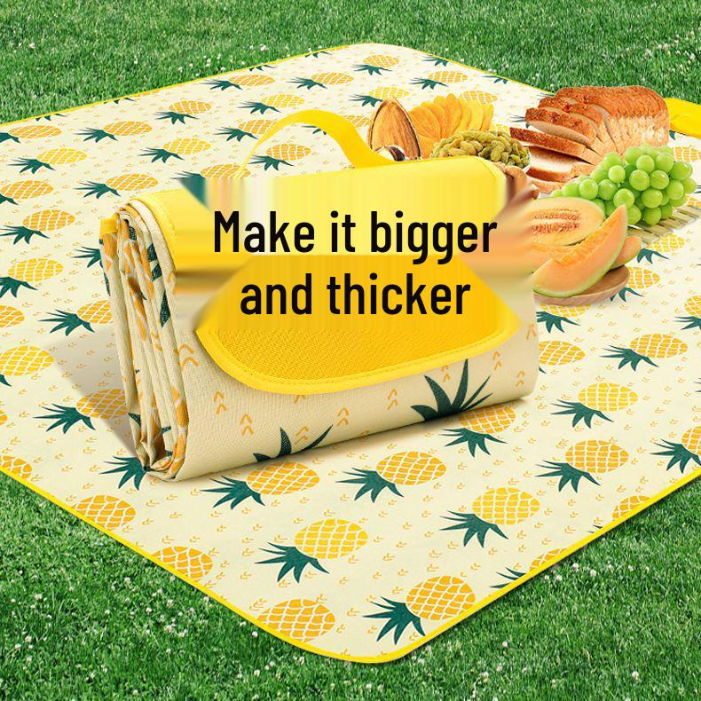 

Waterproof Thickened Foldable Picnic Mat with Hand Warmer - Portable Outdoor Camping Equipment Small 0.5m*0.5m, 1 Person, Random Pattern