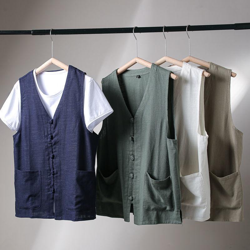 Men's  Breathable Linen Vest: Retro Buckle-Accented V-Neck Loose Style, Outdoor Layering Piece with Horsehide Texture
