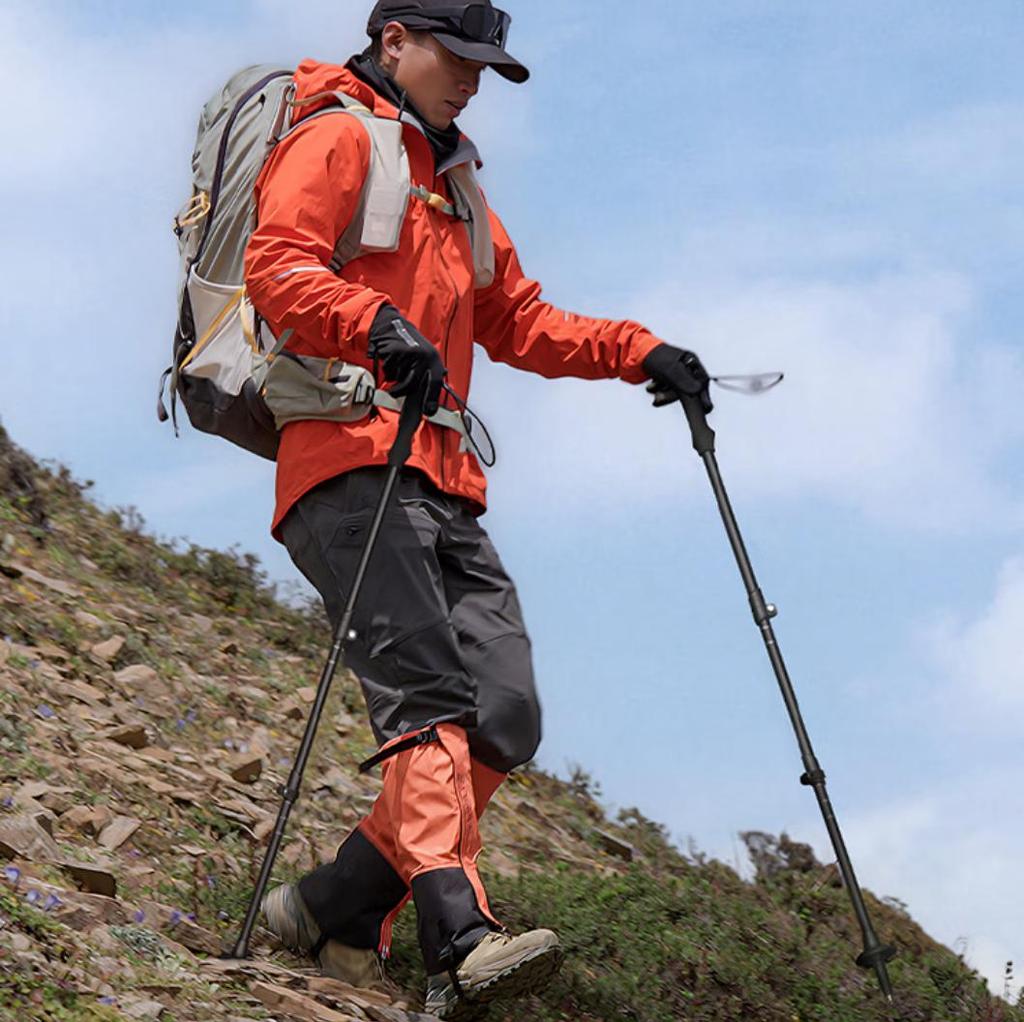 SupFire Karbonové Trekingové Hole Ultra Lehké Rozšiřitelné Outdoorové Vybavení pro Pěší Turistiku a Trekking Hůl na Chůzi Berle, Černá, 135cm, 1ks