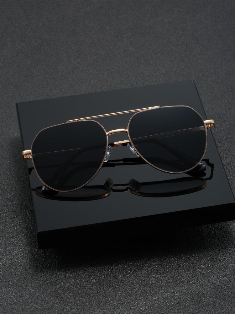 New Vintage Metal Sunglasses Men Retro Trendy Black Shades UV400 Protection for Driving Fishing Fashion Eyewear