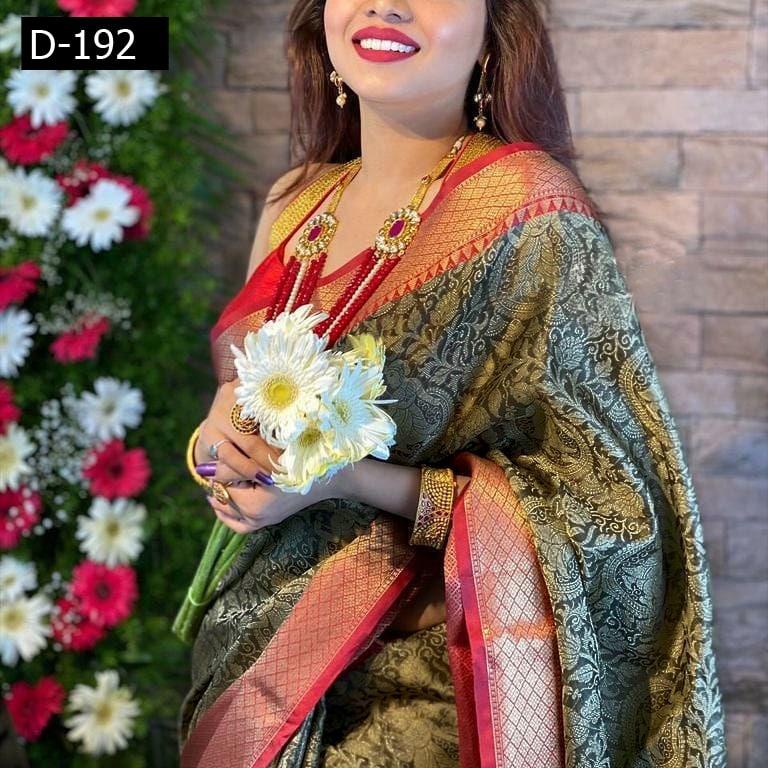 Indischer traditioneller Saree aus weicher Lichi-Seide mit Jecquard-Weberei